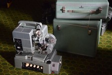 Projektor filmu dźwiękowego 16mm Siemens 2000 W idealnym stanie Super oferta sprzedaży