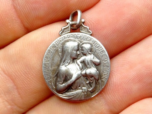 Holy Mother of God, protect us always. Antique Silver Pendant. Medal by Tricard. - Picture 2 of 7