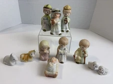 Vintage Nativity 11 Piece Nativity Set Porcelain Made In Taiwan Christmas
