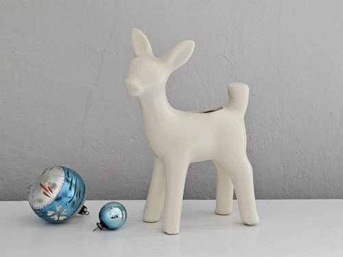 Midcentury Shawnee Pottery White Deer Planter, Vintage Planter in Matte Glaze