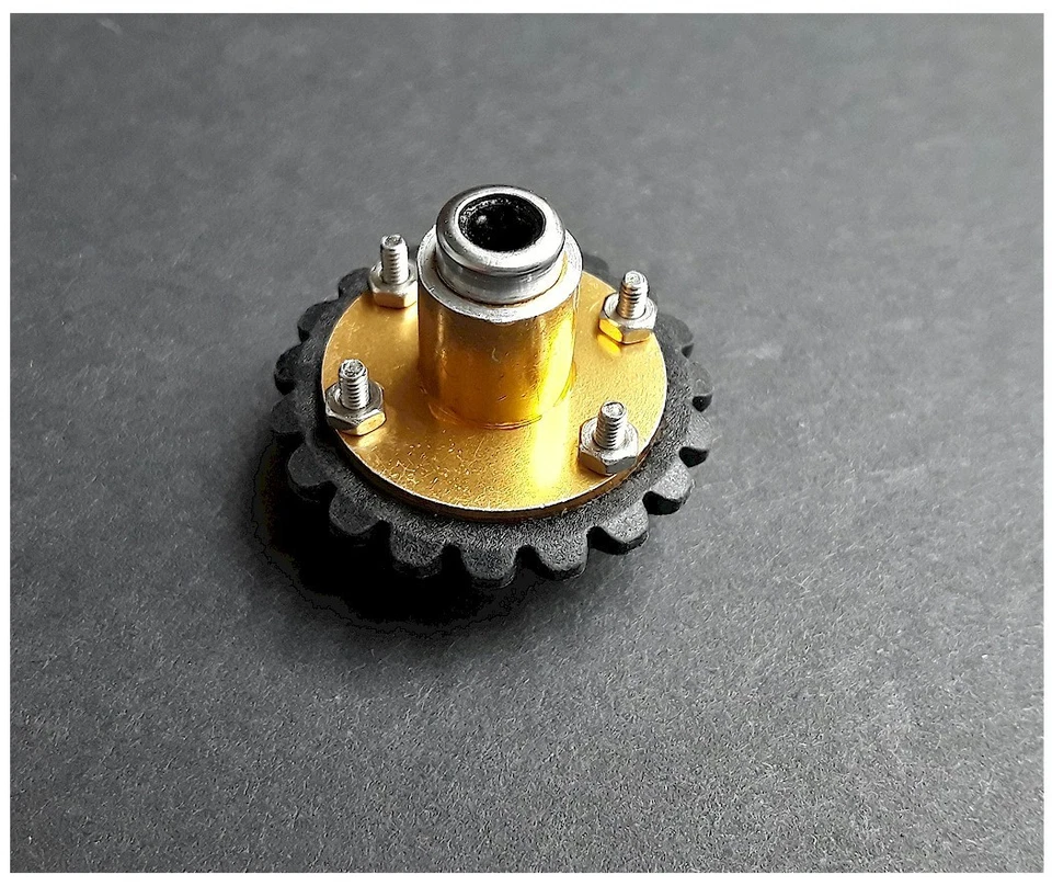 Vintage RC Car Kyosho Aftermarket Front 1-way Pro Clutch Gold Optima Salute New - Image 3 of 3
