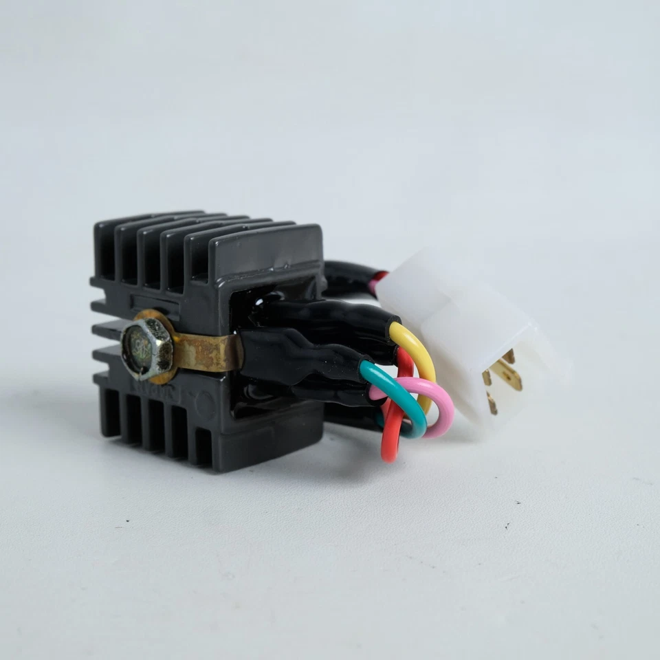 Выпрямитель в сборе для Honda CB100 CB125S CL100 CL100S SL100 SL125 31700-107-782 новый из старых запасов - Изображение 3 из 4