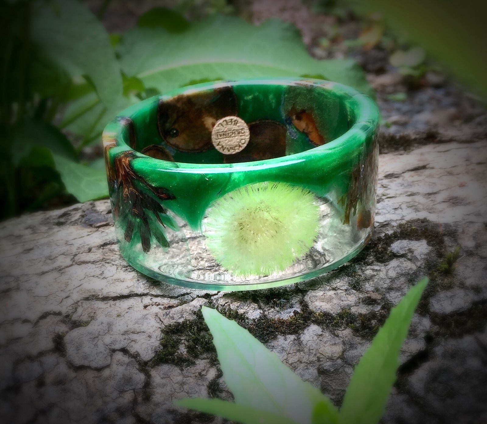 Green Wood Resin Bracelet with Pine Cone & Dandelion - Handmade Small Size-image