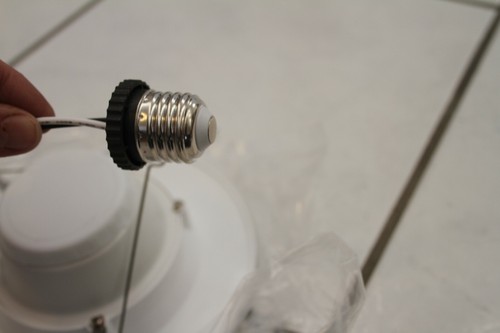 12 x 5/6" LED Retrofit 5000K Recessed Downlight w/ Adaptor E26 - Picture 6 of 8