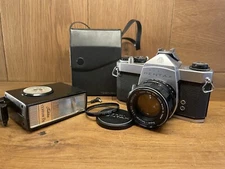 *Near Mint w/ Flash* Pentax SL Film Camera Super Takumar 55mm F/1.8 Lens From JP