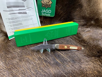 yellow puma knife