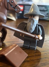 LEGO 9469 The Lord of the Rings: Gandalf Arrives Complete With Box+Instructions