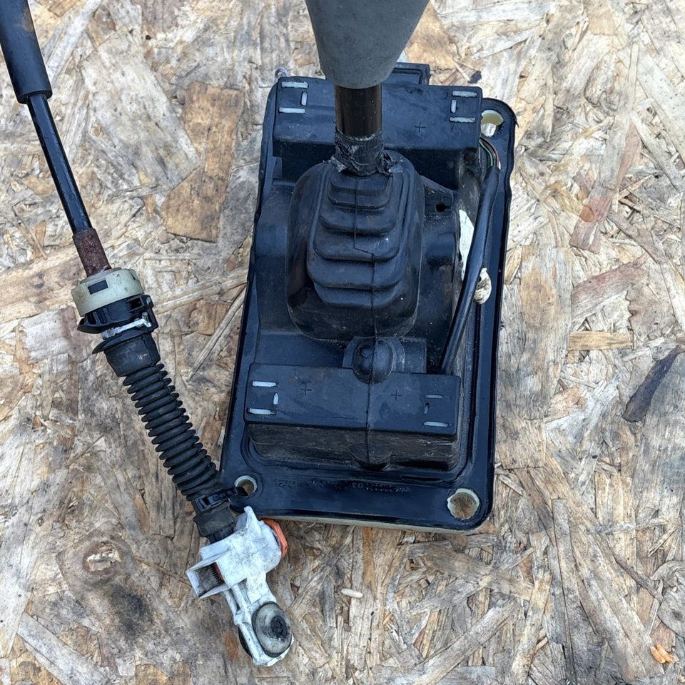 Renault Megane 2000 Gearshift Lever Automatic (GEAR SELECTOR UNIT) Auto Linkage - Image 3 of 4