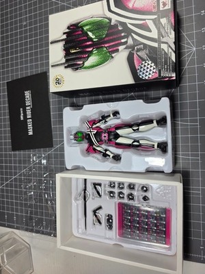 S.H.Figuarts Shinkocchou Kamen Rider Decade Neo Decadriver VER (Used, US Seller)