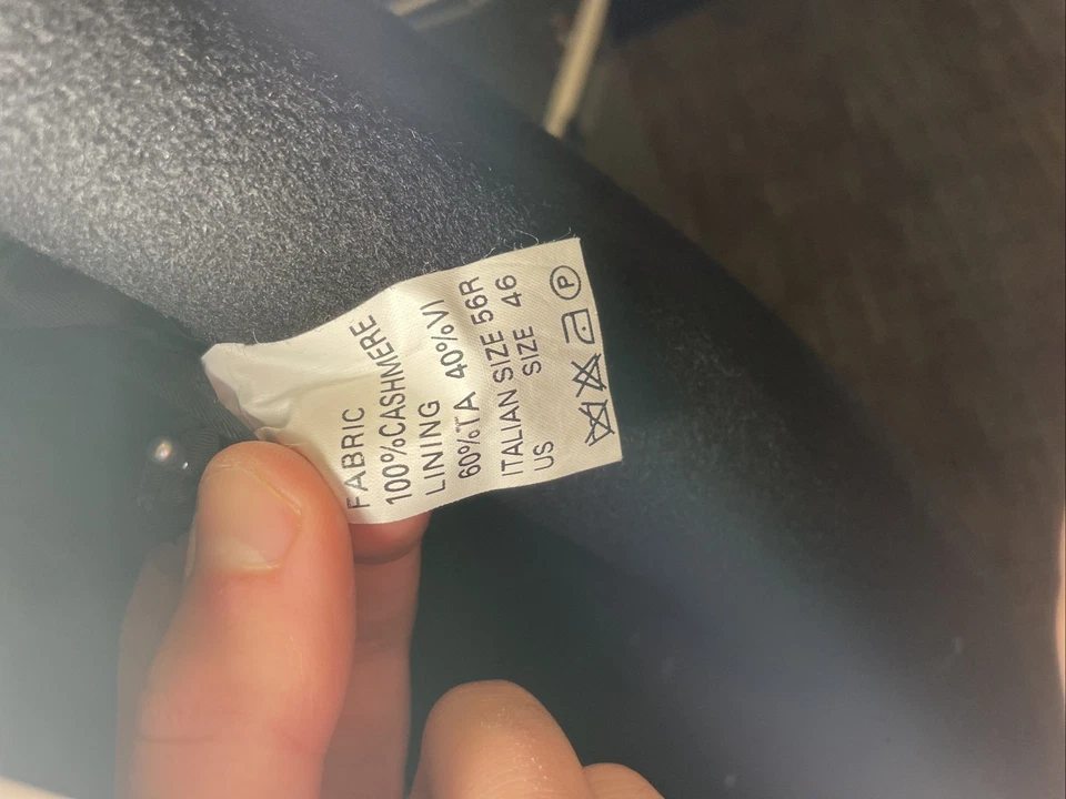 Milano Galleria Cashmere Black Overcoat Size 46  - Image 4 of 4