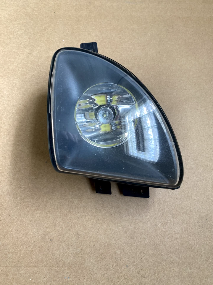 2012-2013 BMW 528I F10 Front Left Driver Lower Bumper Fog Light Assembly OEM - Image 3 of 4