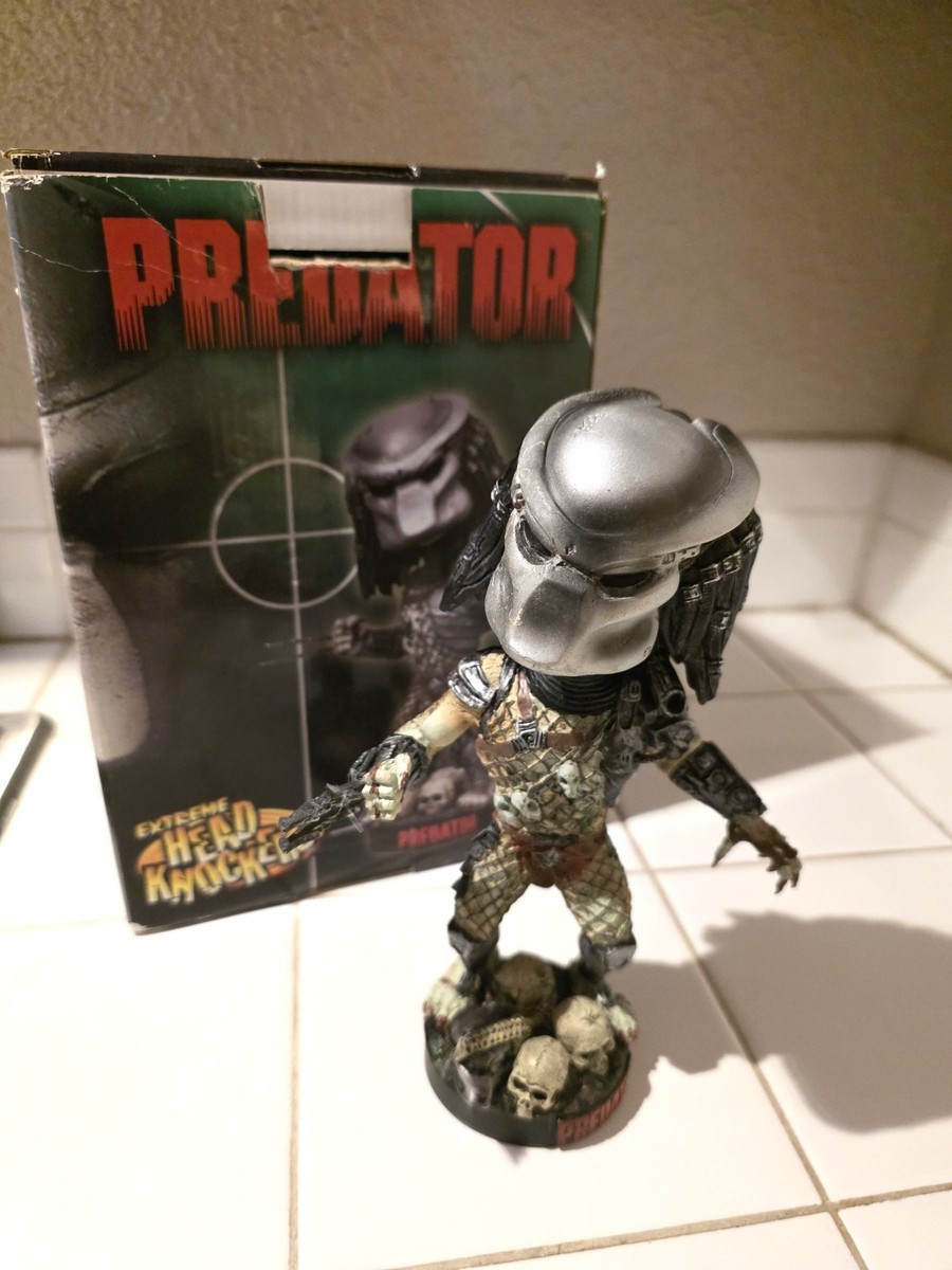 2004 NECA Predator Extreme Head Knockers Bobblehead Silver Version