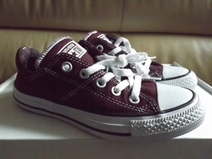 converse madison ox burgundy