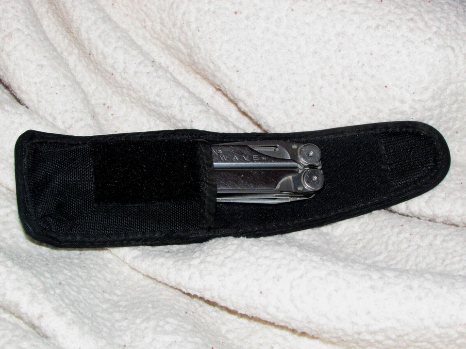 UNCLE MIKE'S SIDEKICK POUCH with LEATHERMAN WAVE (blk5 C) - Image 3 of 4