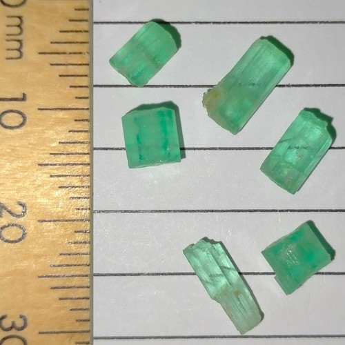 Emerald natural facet rough raw gemstones loose crystals lot Panjshir 5.48ct - Picture 4 of 7