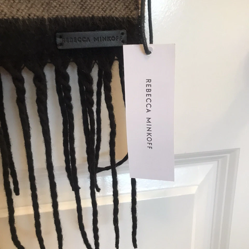 Rebecca Minkoff Leopardo y Rayas Bufanda Capa Con Flecos Negros 80”L X 19 W Foto 3 de 4