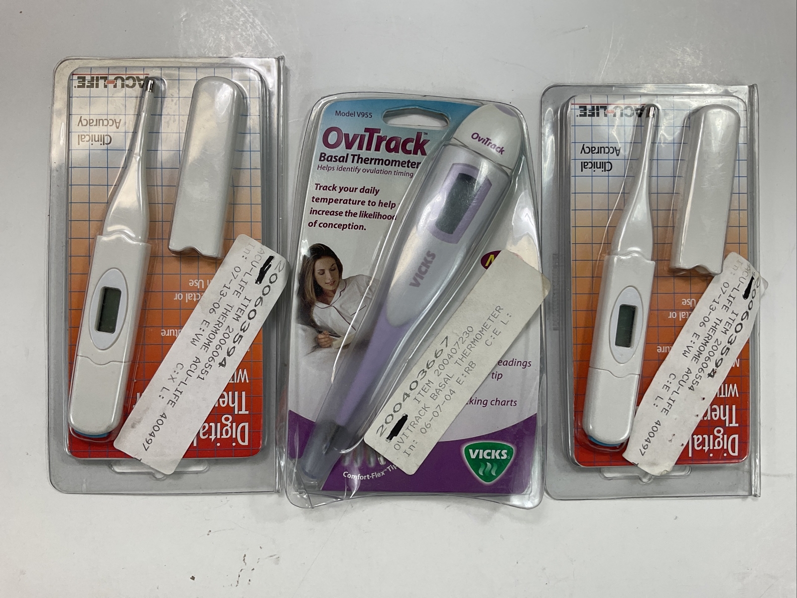 Vicks Digital Basal Thermometer w/ 2 Acu Life Digital Thermometers eBay