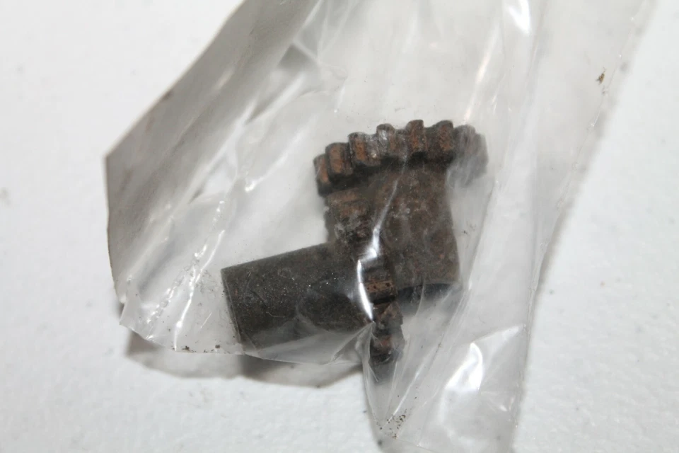 Piezas de avión Mitsubishi MU2 016A-91625 piñones Foto 3 de 3