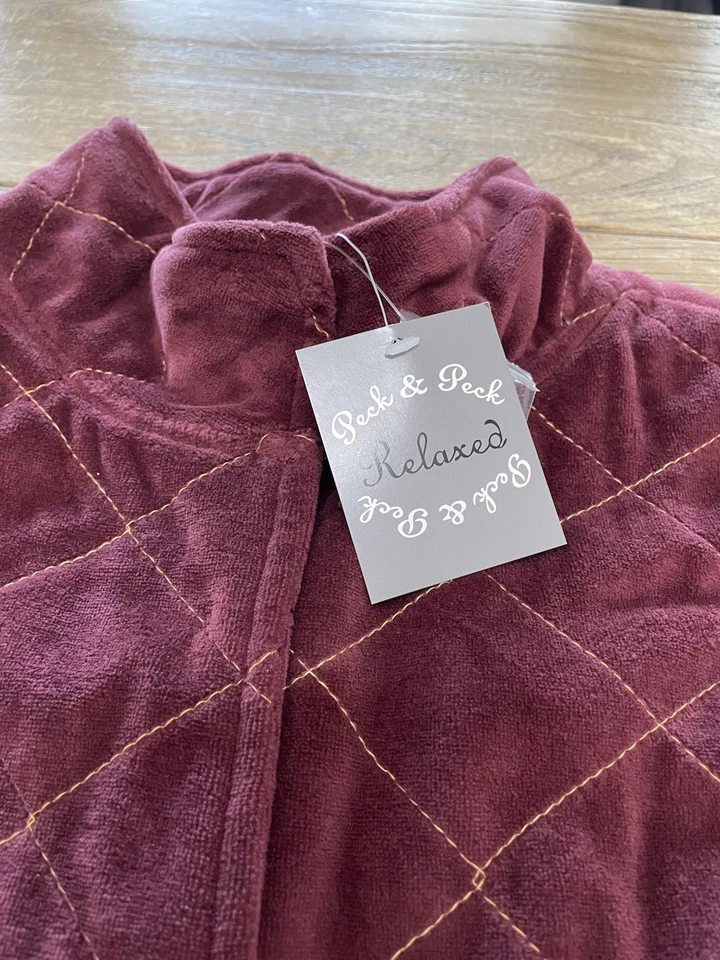 NWT Peck & Peck Relaxed Burgundy Quilted Vest Sz M Velour Extra Buttons Pockets - Image 2 of 4