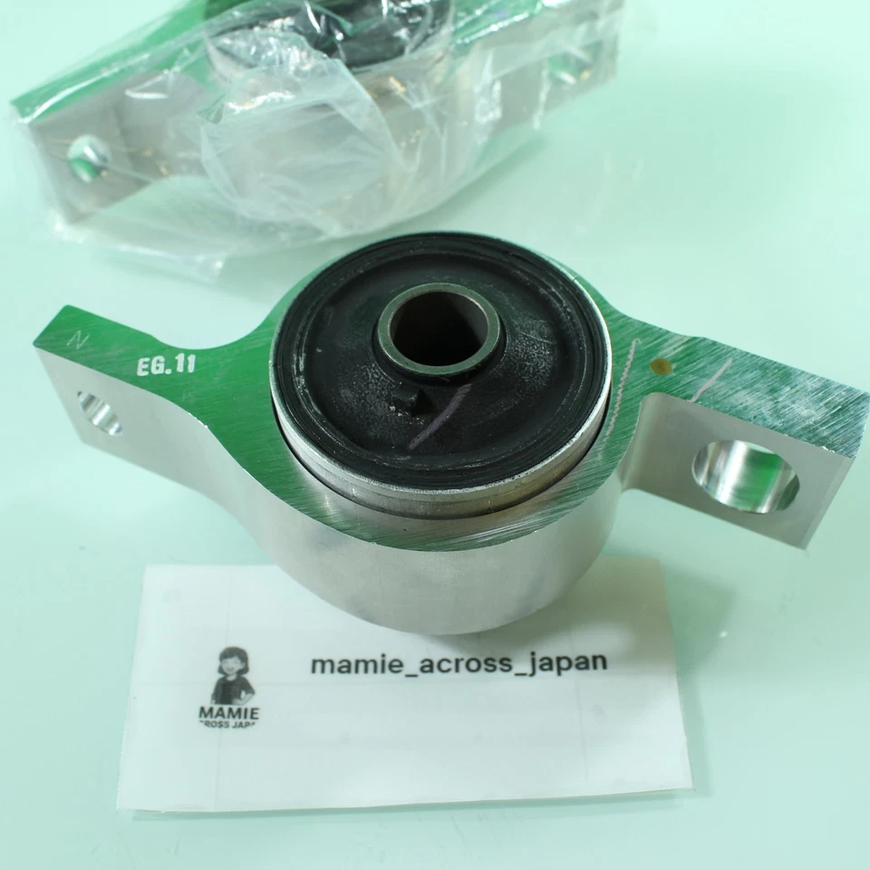 Buje de control de soporte de brazo inferior genuino TOYOTA LEXUS RC-F GS-F USC10 URL10 Foto 4 de 4