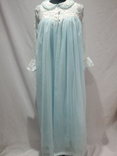 Vintage Komar Baby Blue And White Lace Nightgown/Bathrobe Peignoir Set