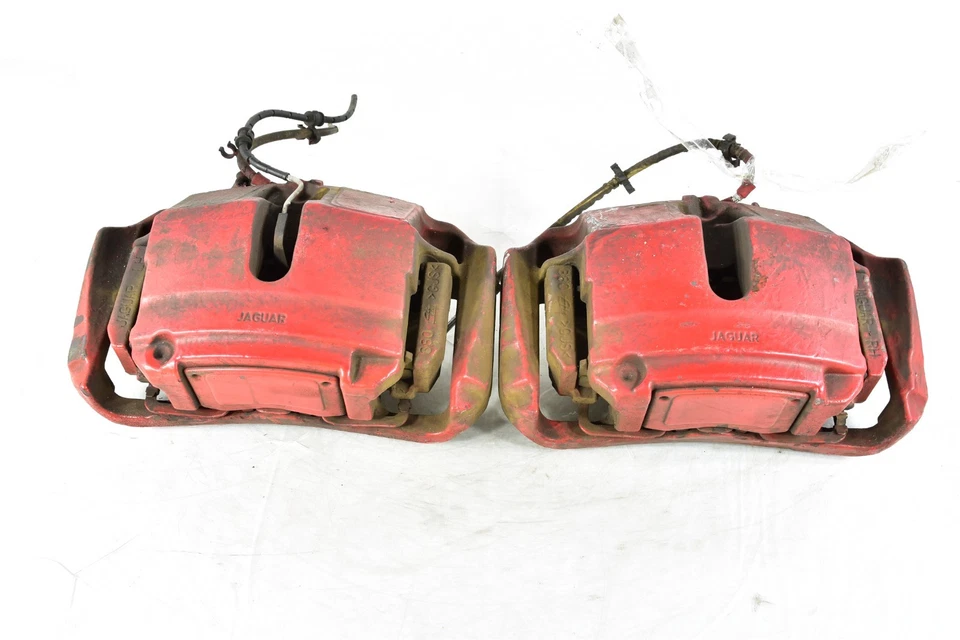 💎 JUEGO PASTILLAS FRENO PINZA DELANTERA IZQUIERDA DERECHA ROJA JAGUAR XF XFR OEM (2009-2015) Foto 2 de 4
