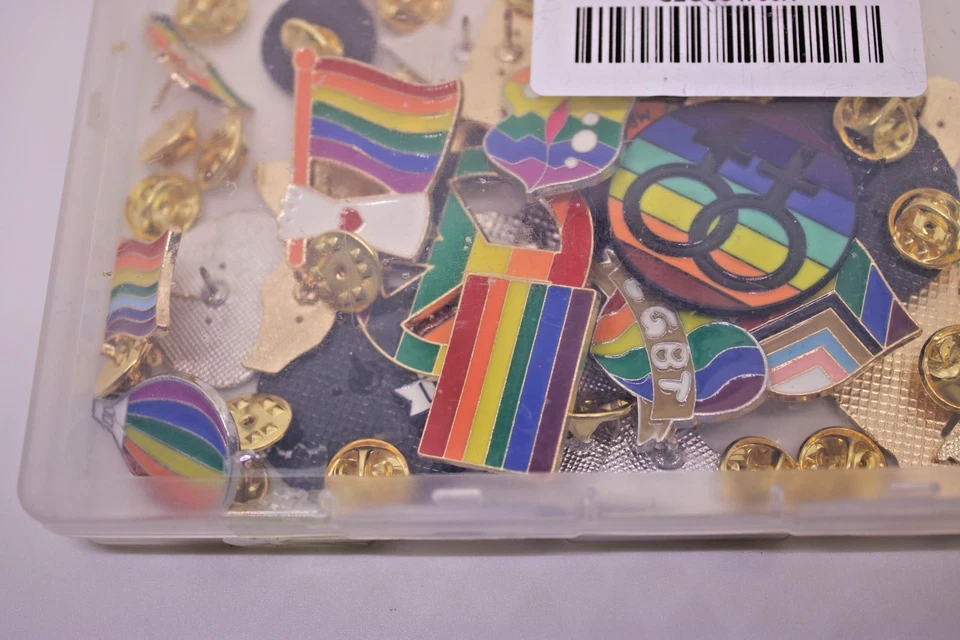 Juego de 30 prendedores esmaltados Orgullo Arco Iris LGBTQ+ - Broche esmaltado regalo mes orgullo Foto 2 de 3