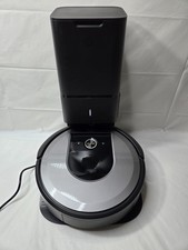 iRobot Roomba I8 Black Robot Dirt Disposal