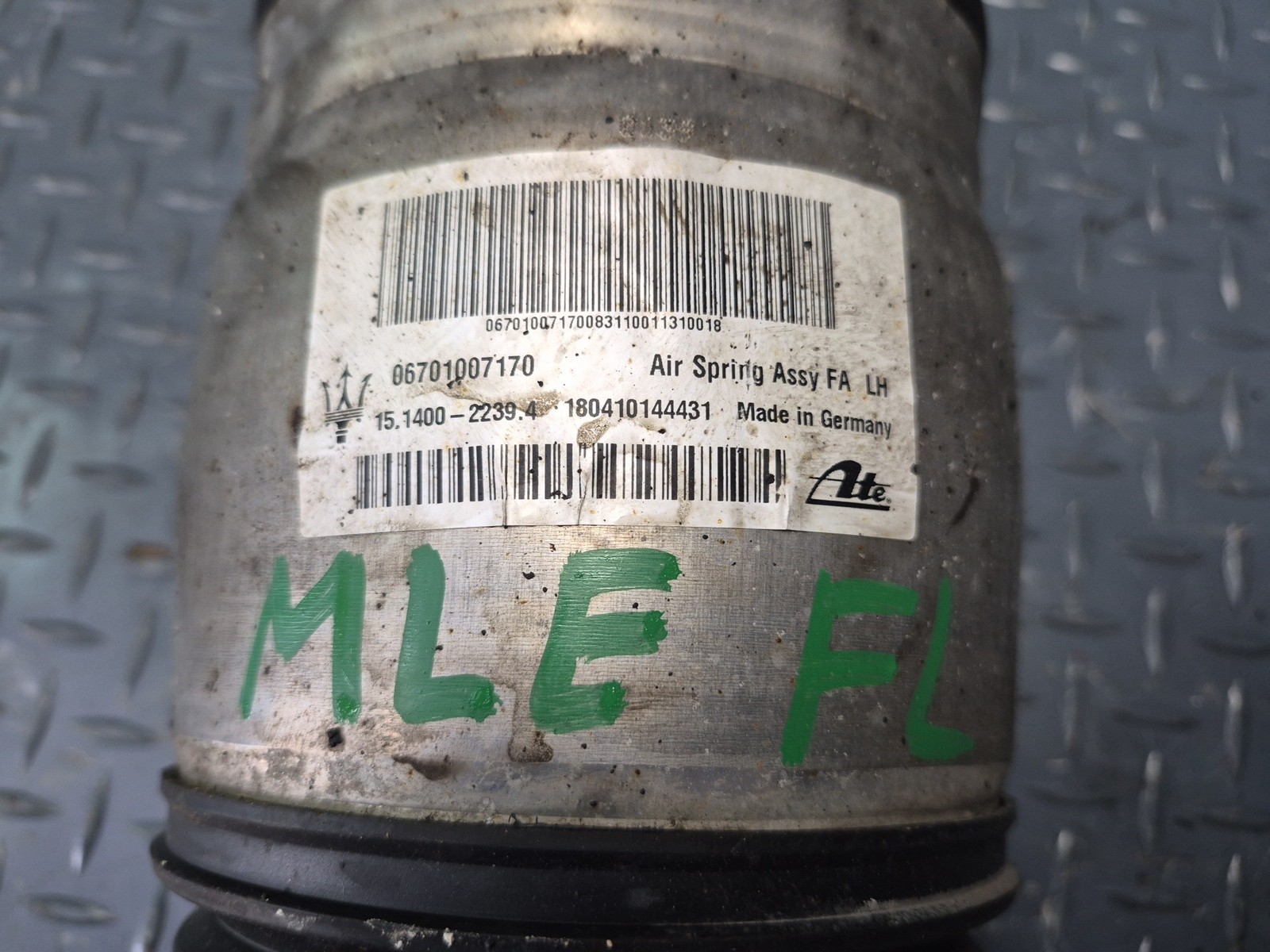 Maserati Levante 2017-2020 Front Left Air suspension strut