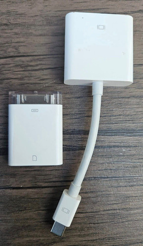 Apple A1362 iPad Iphone Adapter + A1305 T52