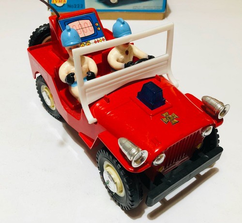 VINTAGE LYRA No222 FIRE CHIEF JEEP BATTERY OPERATED GREEK USED IN BOX RARE - Picture 11 of 18