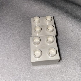 Lego Duplo 2x2 Brick Part Photo  White Black Checkered Grand Prix (2)  B1