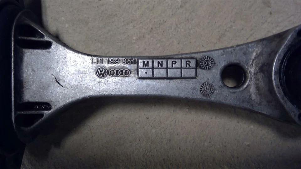 Soporte de montaje de motor convertible VW Beetle 2004 04 1J0199651 112046 Foto 2 de 4