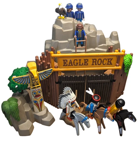 Playmobil Eagle Rock Fort 3028 INCOMPLETE Indians Army Replacement Parts Vintage