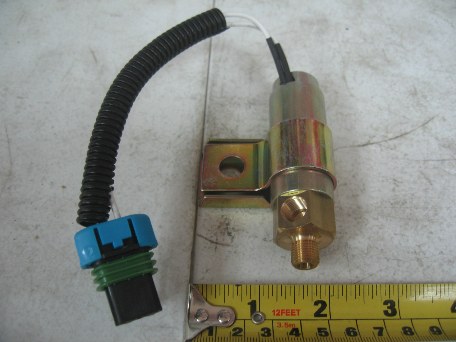 Fan Clutch Solenoid Valve Excel Brand # 740420E Ref.# Freightliner  