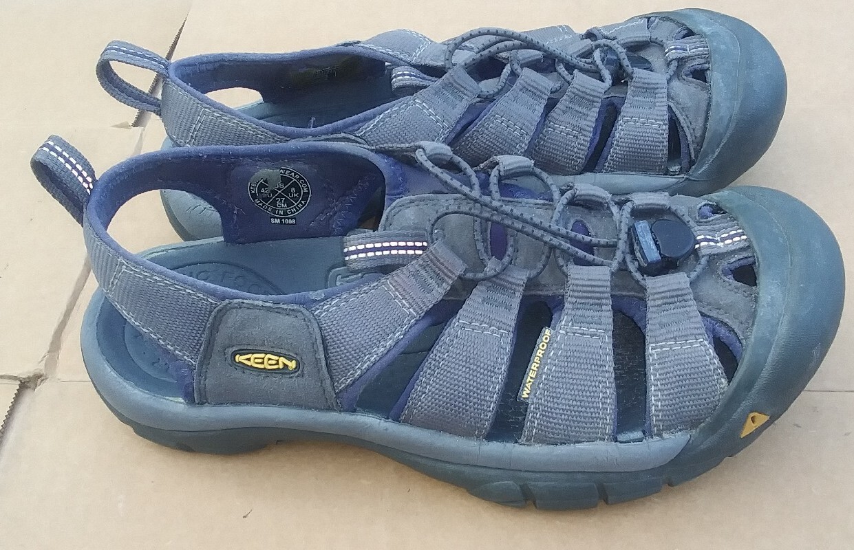 Sandali Keen uomo Newport River outdoor grigio acqua taglia 9