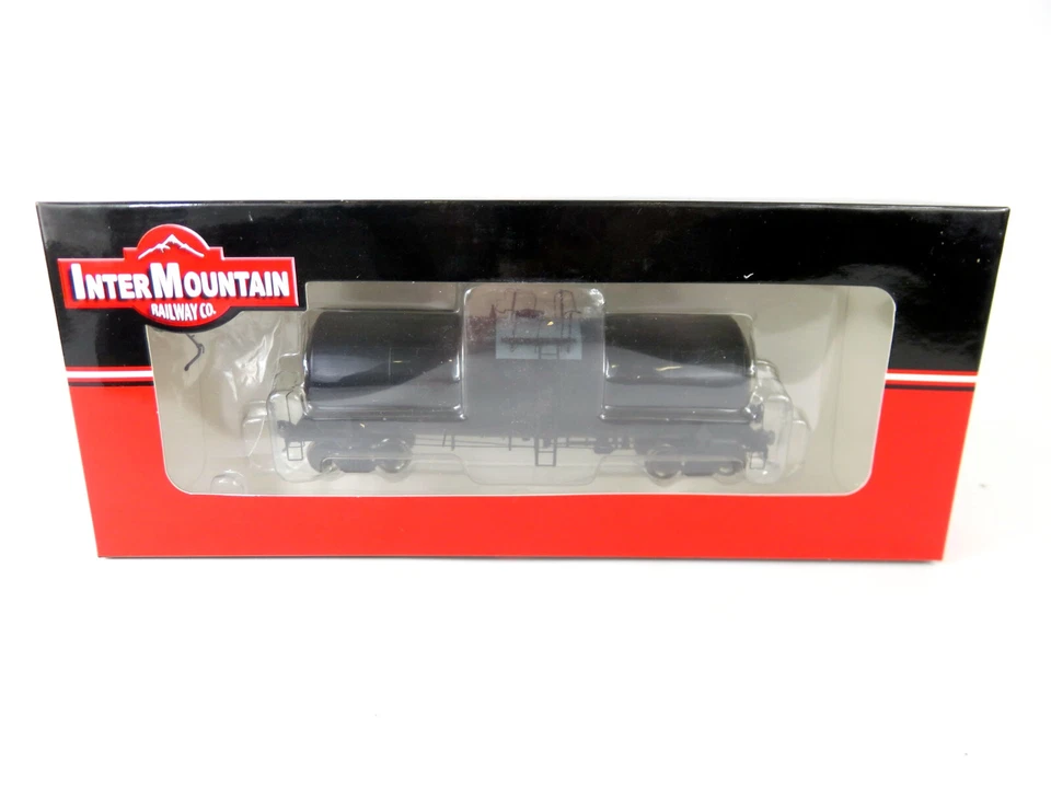 Intermountain 47801 HO Scale 19,600 Gallon Tank Car Undecorated Black No Data - Image 2 of 4