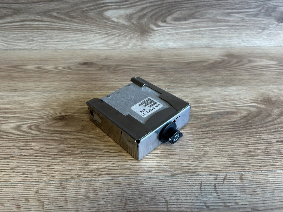 MERCEDES BENZ W124 E320 UNIDAD DE CARBURADOR RELÉ MÓDULO DE CONTROL INFORMÁTICO OEM (1994_1995) Foto 2 de 4