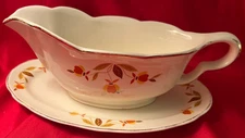 HALL'S  AUTUMN LEAF   Gravy Boat with Underplate