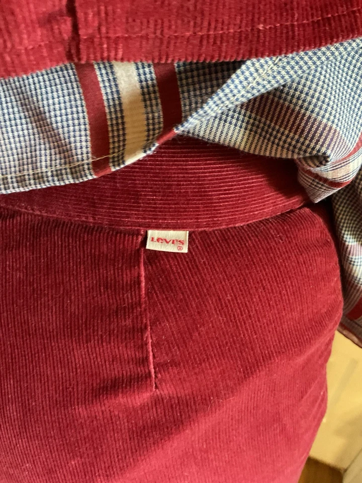 Traje de 3 piezas para mujer Levi’s rojo pana vintage raro años 70 Foto 3 de 4