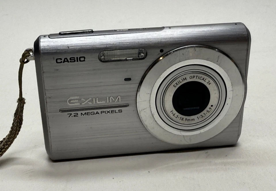 Casio EXILIM 7.2MP Digital Camera | Model EX-Z75 | TESTED, NEW BATTERY - Image 3 of 4