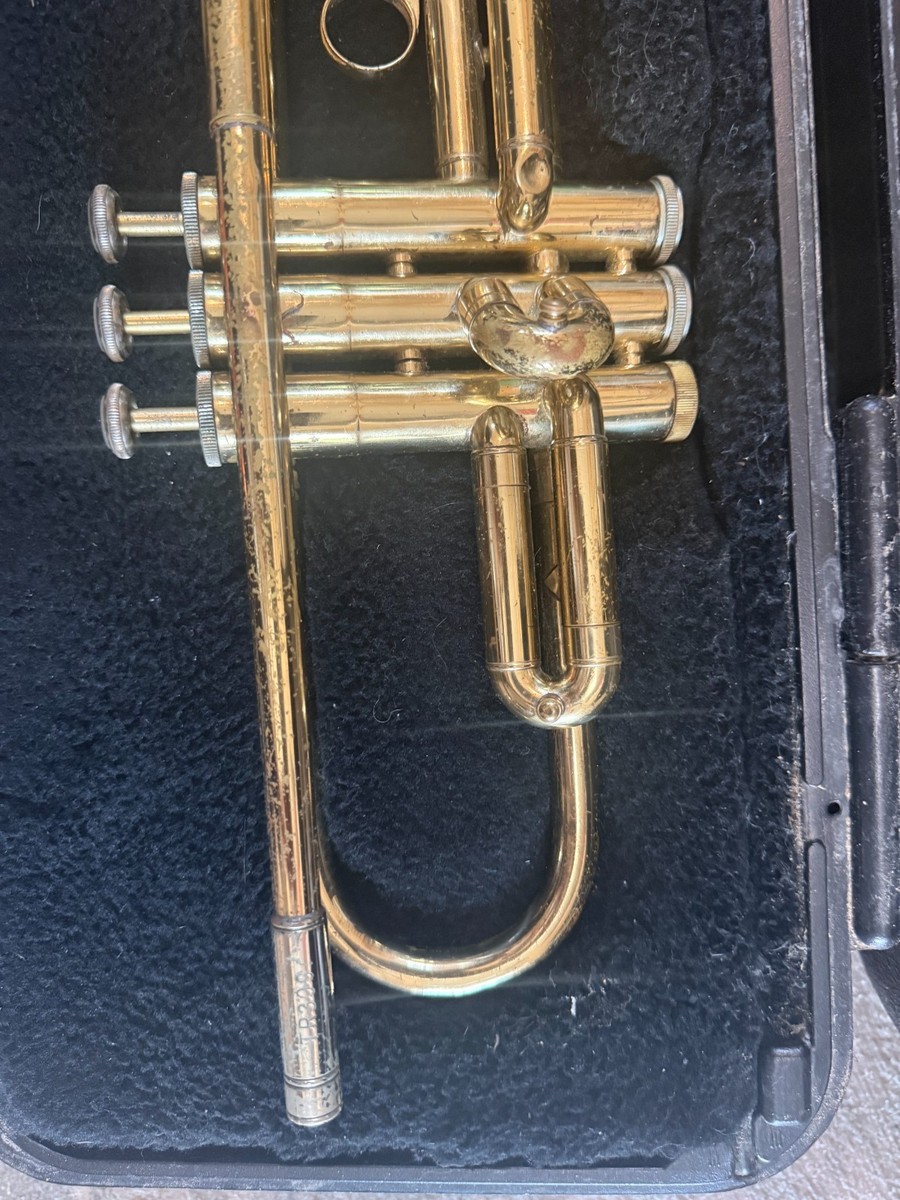 Bach TR300 TRUMPET with mouthpiece and case. Made in USA | eBay