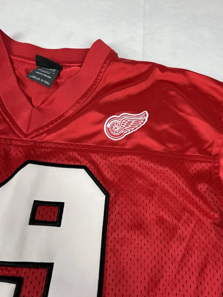 Camiseta De Colección Pro Edge Detroit Red Wings Steve Yzerman Manga Corta Para Hombre M NHL Foto 3 de 4