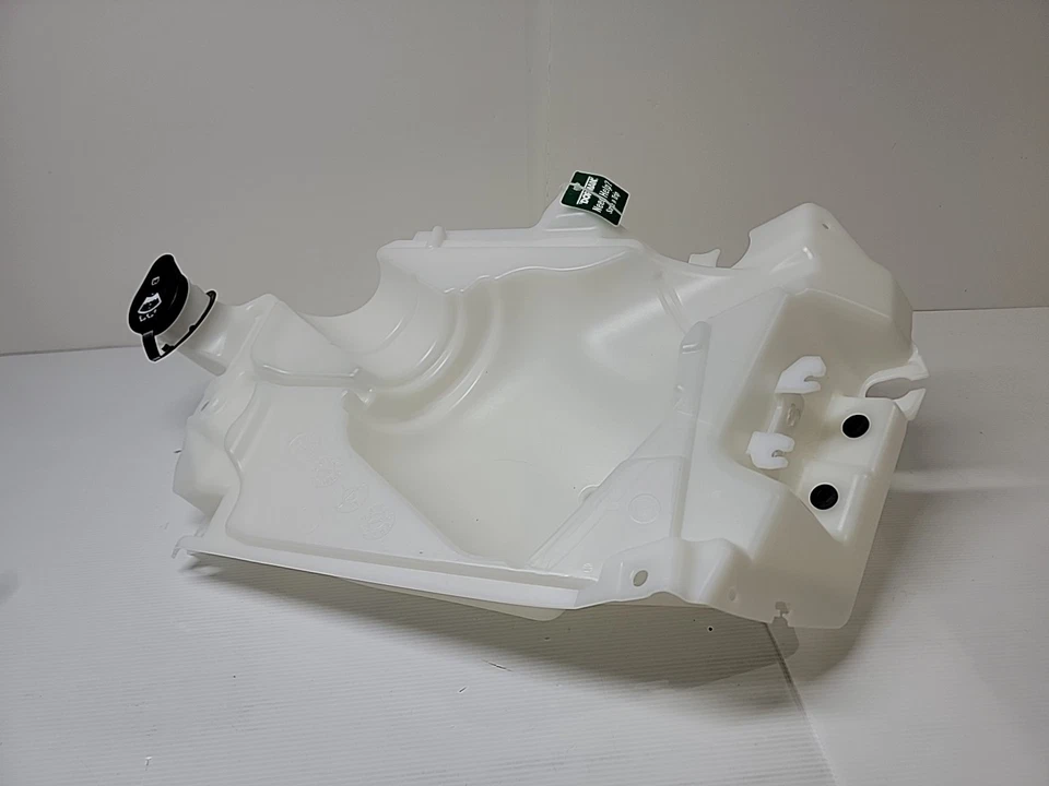 Резервуар жидкости передней стиральной машины Dorman для 2002-2006 GMC Envoy XL 2003 2004 2005 - Изображение 3 из 4