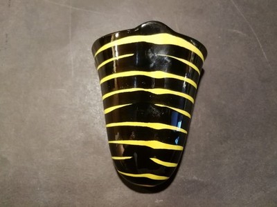 Alte sehr seltene Schramberg Brazil handgemalt Wandvase SMF Keramik Germany