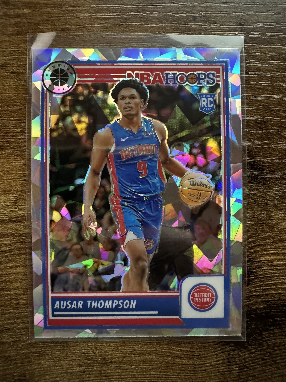 2023-24 NBA Hoops Premium Stock Ausar Thompson Cracked Ice Prizm Rookie #100