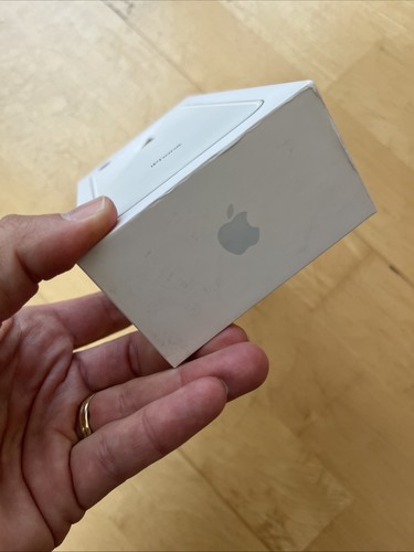 iPhone 8 Silver 64GB Box - EMPTY BOX ONLY - Photo 13 sur 16