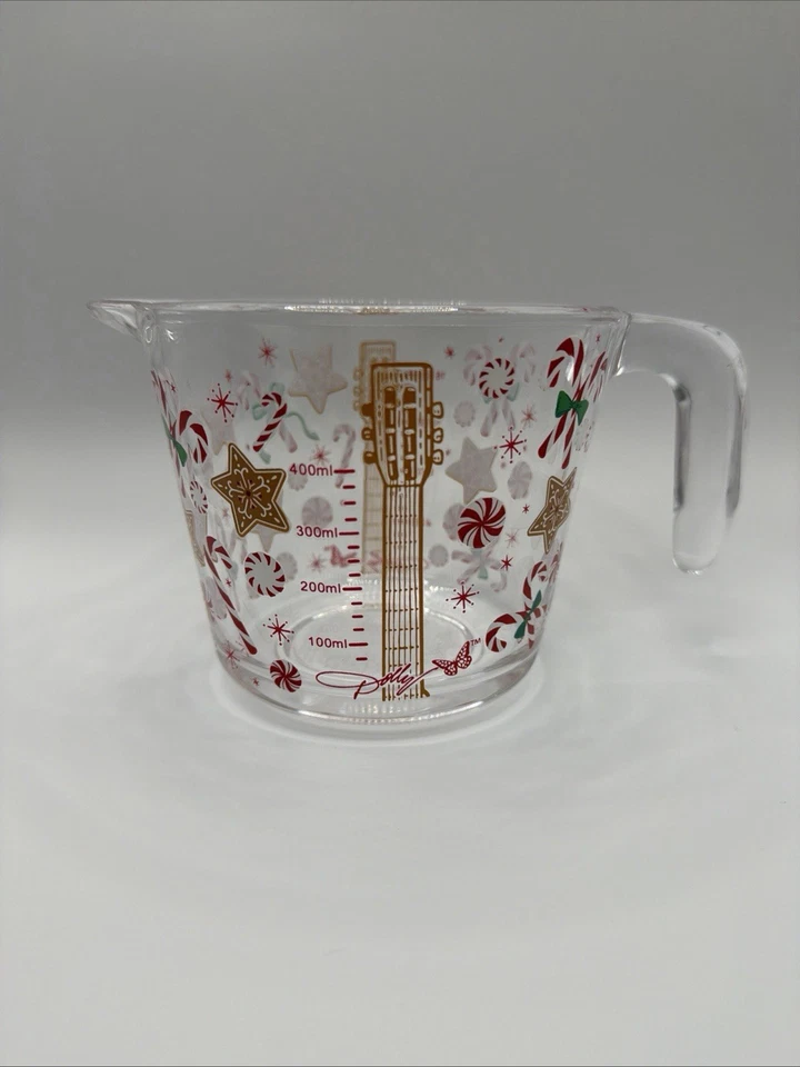 NUEVO DOLLY PARTON NAVIDAD 2 tazas medidor VIDRIO DÓLAR VACACIONES GENERALES 2025 DG Foto 2 de 2