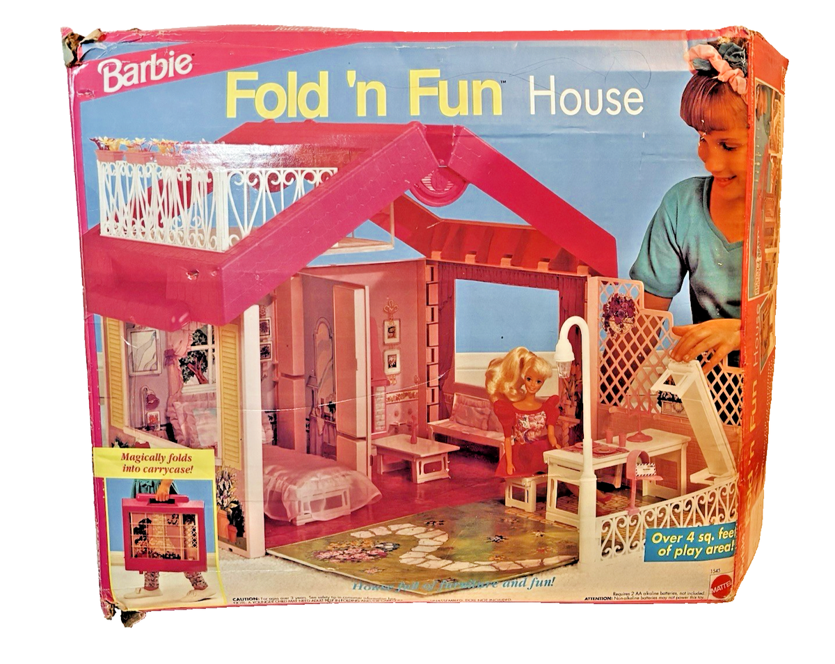 Mattel Barbie Fold 