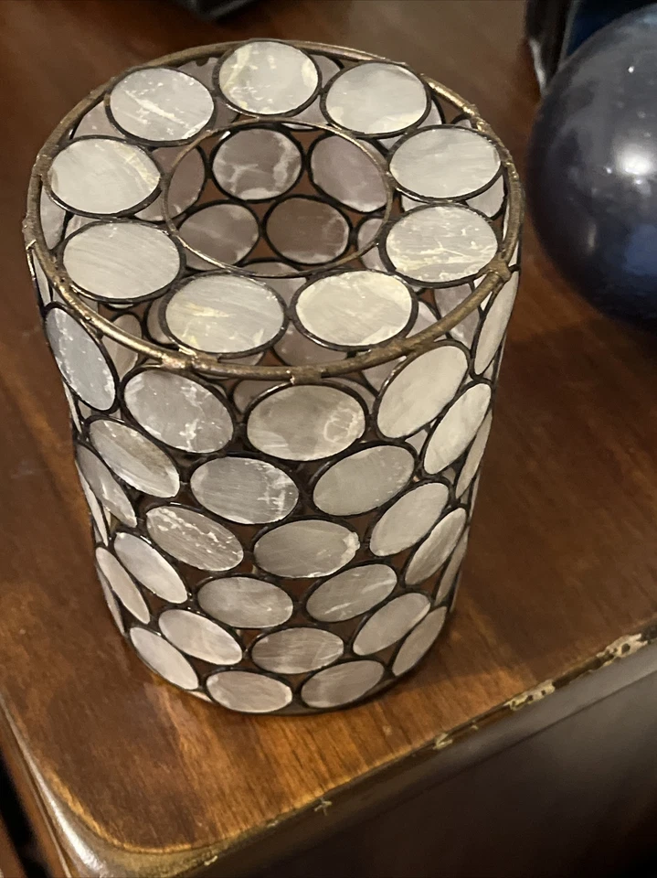 Currey and Company Drop Shade Foto 4 de 4